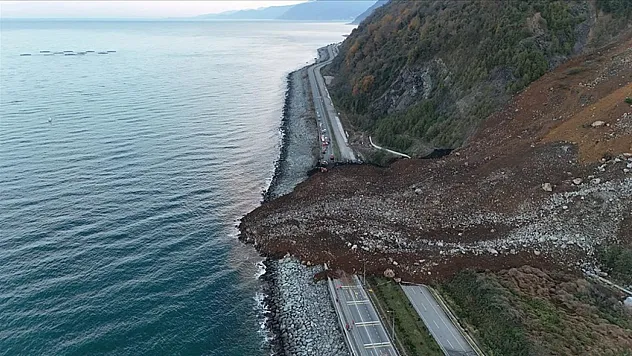 Karadeniz bölgesinde heyelan neden sıklıkla görülür?