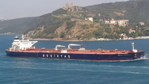 Karadeniz'de Türk tankerine saldırı: Altura Gemisi su almaya başladı