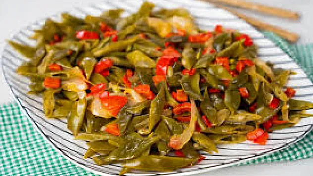 Karadeniz'in Kendine Has Lezzeti: Fasulye Turşusu Kavurması