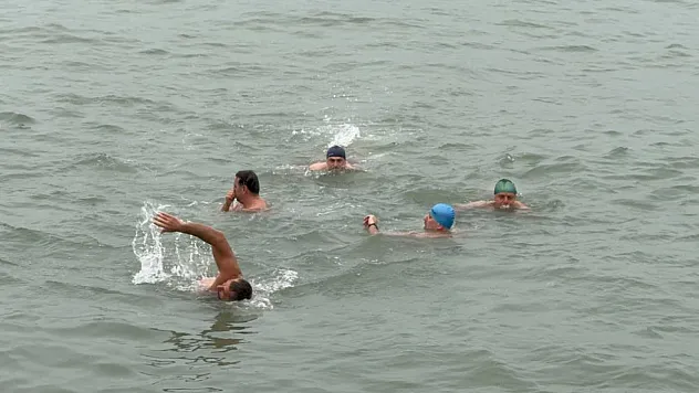 Karlı Havaya Meydan Okudular