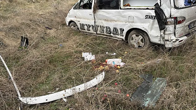 Kastamonu'da  peş peşe kazalar biri hamile 3 yaralı