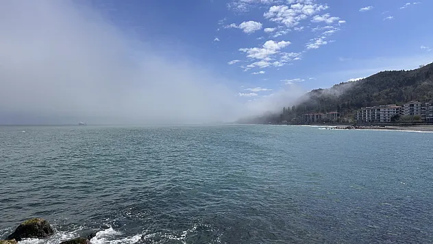 Kastamonu'nun Karadeniz sahilinde sis etkili oldu