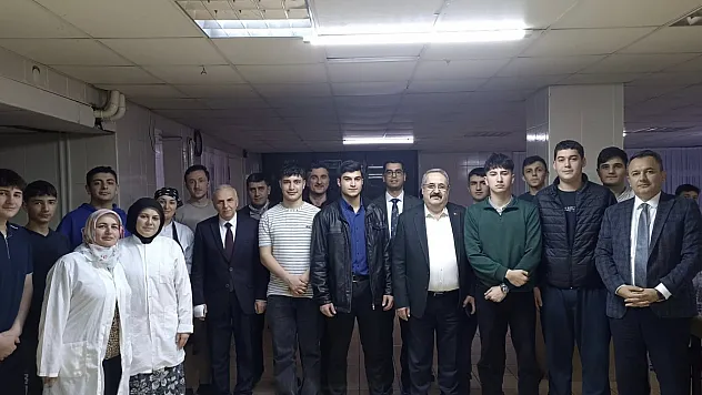 Kaymakam Sağlam öğrencilerle buluştu
