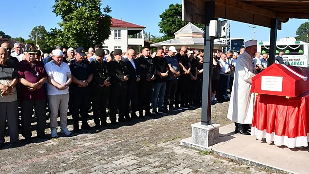Kıbrıs gazisi Hasan Yanal son yolculuğuna uğurlandı