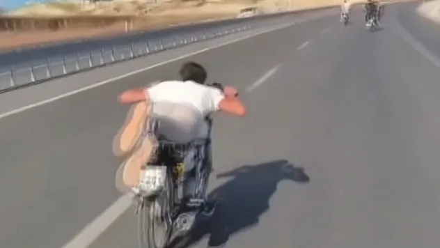 Kilis'te Trafiği Tehlikeye Düşüren Motosikletlilere Ceza Yağdı