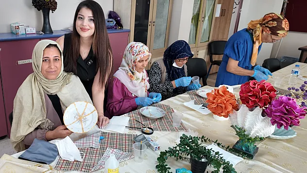 Kırılan parçalar bu kez altınla birleşti