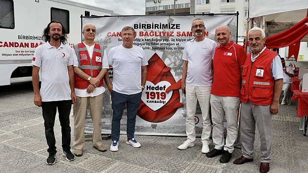 Kızılay'ın Kampanyasına Tanju Çolak'tan Destek