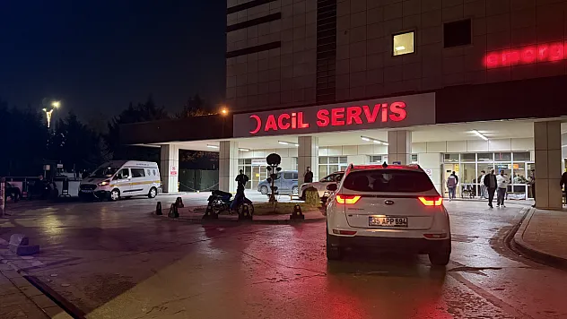 Kocaeli İzmit'te sokakta fenalaşan kanser hastası kaldırıldığı hastanede hayatını kaybetti