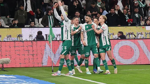 Zafer ev sabinin! Konyaspor: 2 - Galatasaray: 0