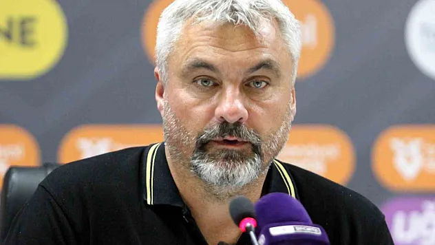 'Kötü değil berbat bir zeminde oynuyoruz'