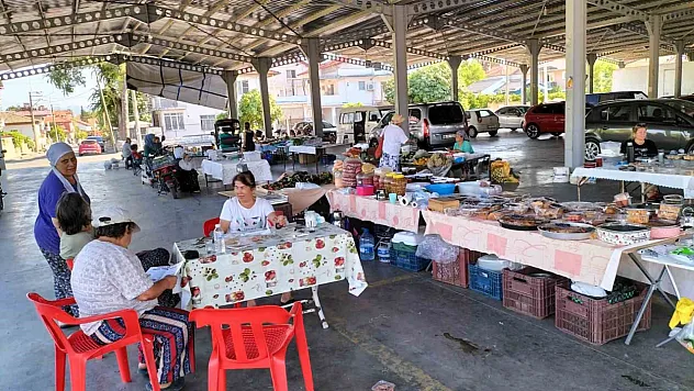 Köyceğiz Kadın Üretici Pazarı aile bütçesine katkı sağlıyor