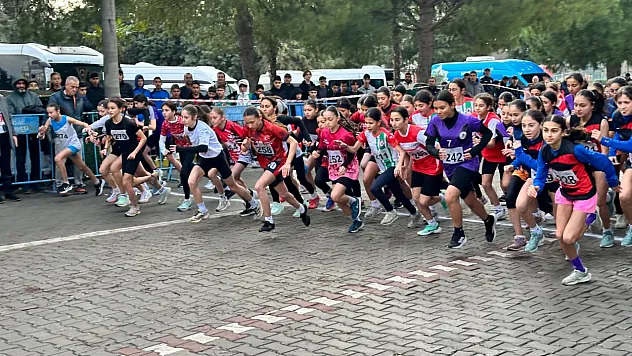 Kros sporcuları Türkiye Şampiyonası için ter döktü