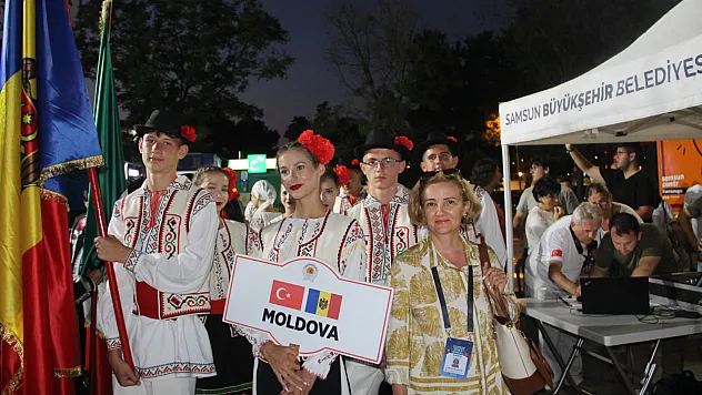 Kültürlerin Dansı Çarşamba'da buluştu