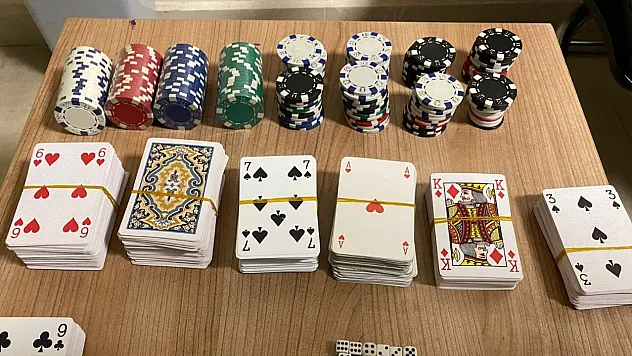 Kumar oynarken yakalandılar, 34 bin lira ceza yediler