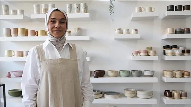 Kurduğu atölyeyle seramik sevgisini mesleğe dönüştürdü