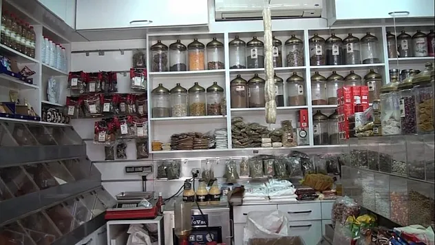 Kütahya'da aktarlara ilgi arttı