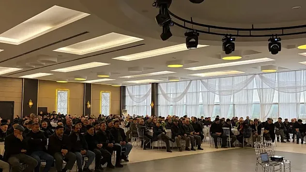 Ladik'te bitki koruma ürünleri eğitimi: 948 çiftçi katıldı
