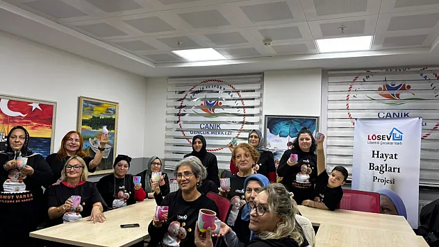 LÖSEV'in Hayat Bağları Projesi'nde renkler umuda dönüştü