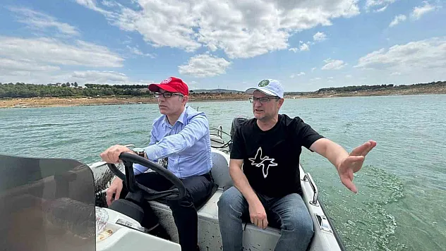 Maden Şehitliğinde dua