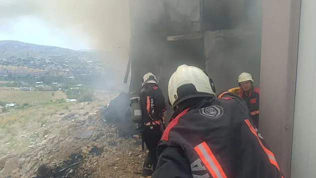 Malatya'da işçi şantiyesinde yangın paniği