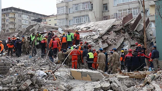 Malatya'daki yıkım ve enkaz ihalelerinde operasyon dalgası: İki vali yardımcısının adı dosyada
