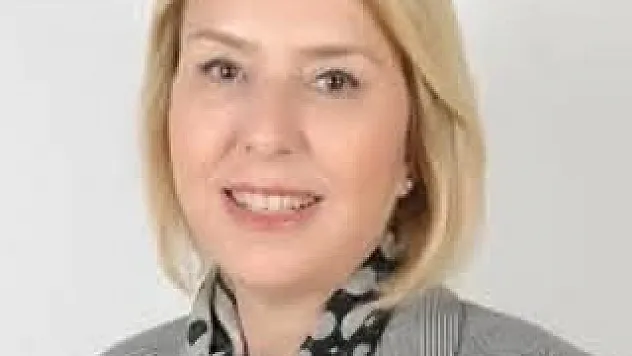 Manavgat Belediye Başkan Yardımcısı Gülsüm tüm görevlerinden istifa etti