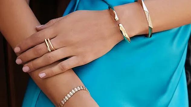 Marla Jewelry: Zamana Meydan Okuyan Tasarımları Keşfedin