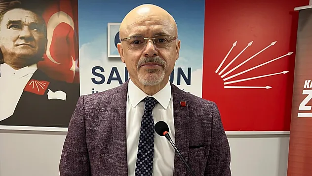 Mehmet Özdağ, 'Sağlık  haktır satılamaz'