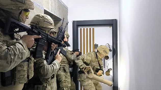 Mersin merkezli 7 ilde yasa dışı bahis operasyonu: 28 kişi tutuklandı