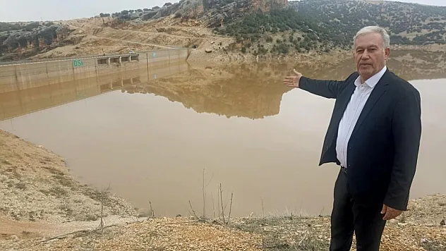 Meteoroloji haritası yüzleri güldürdü: Araban'da toprak suya kandı