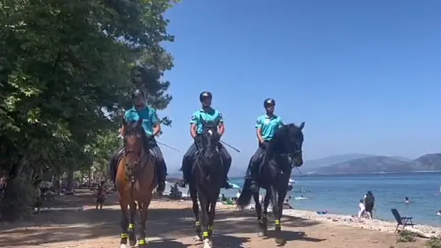 Milli Park'ta Atlı Jandarmadan Sıkı Denetim