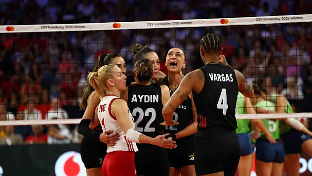 Milliler, CEV Avrupa Şampiyonası'nda 2'de 2 yaptı