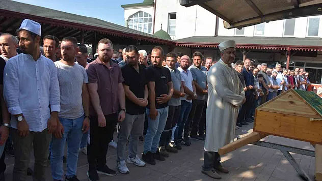 Motosiklet sürücüsü son yolculuğuna uğurlandı