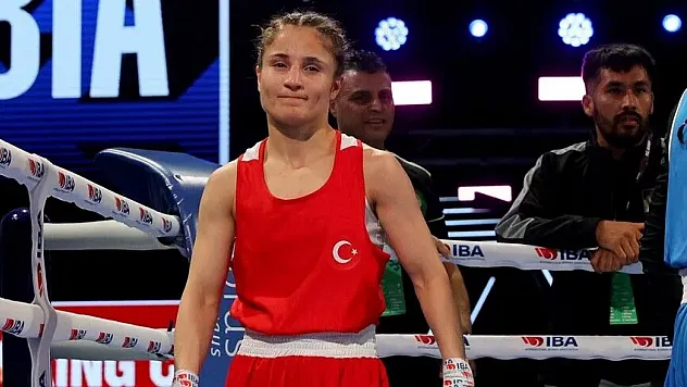 Nurselen Yalgettekin Avrupa Boks Şampiyonası'nda üçüncü oldu