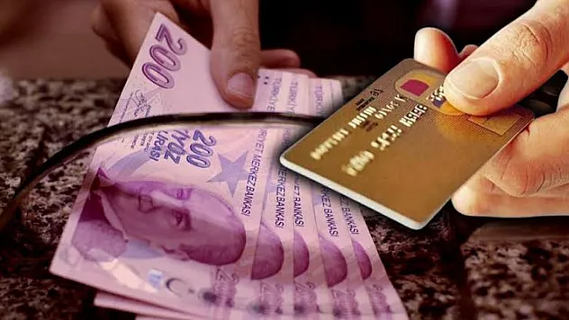 Öğrenciler kredi kartına yöneliyor: Borç yükü artıyor