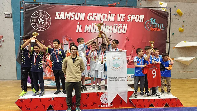 Öğrenciler yarışmalarda dereceler kazandı