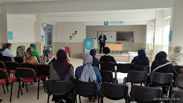 Öğrencilere ve Velilere Değer Temelli Seminer