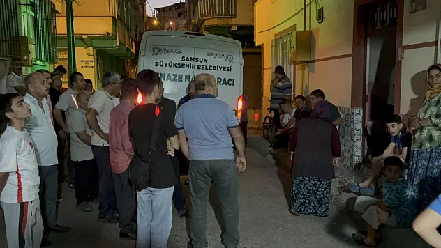 Öğretmen evinde ölü bulundu