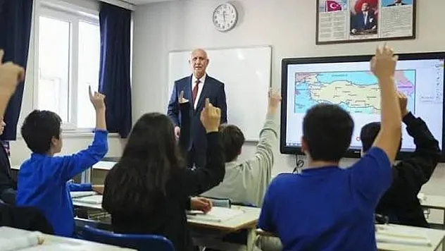 Öğretmenlikte yeni dönem başlıyor: KPSS artık yeterli değil
