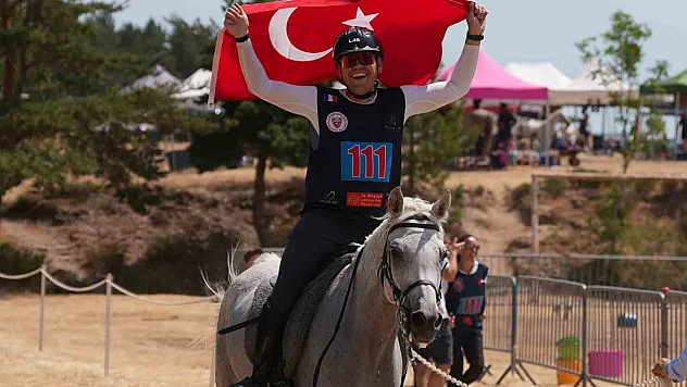 Oğuz Alper Öktem Türkiye'yi Temsil Edecek