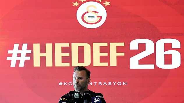 Okan Buruk: 'Umarım Osimhen transferi kısa sürede biter'