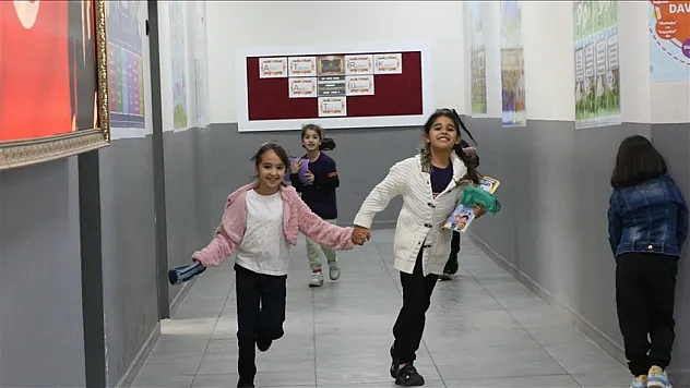 Okullarda ara tatil sonrası ilk ders zili yarın çalacak