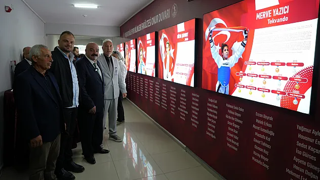 OMÜ'de efsaneler unutulmadı: Türk sporunun yıldızları 'Onur Duvarı'nda
