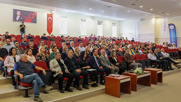 OMÜ'de eğitim ve araştırmayı güçlendirme odaklı akademik kurullar toplandı