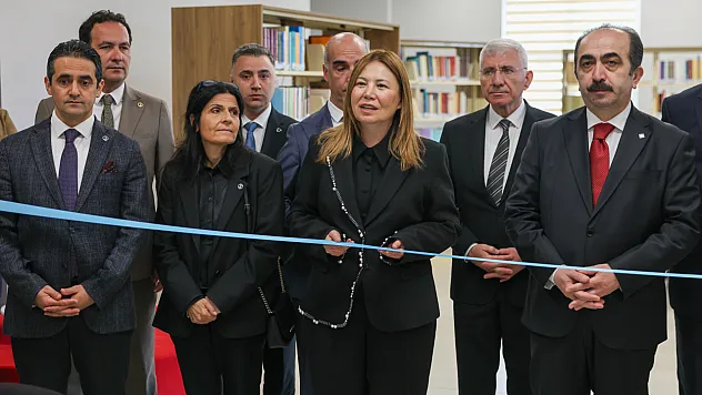 OMÜ'de Tarihe Büyük Yatırım: Türk Tarih Kurumu'nun 1600 Eserlik 100. Yıl Kitaplığı Açıldı