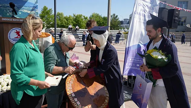 OMÜ'den 365 doktor sağlık ordusuna katıldı