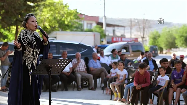 Opera sanatını köylere taşıdılar