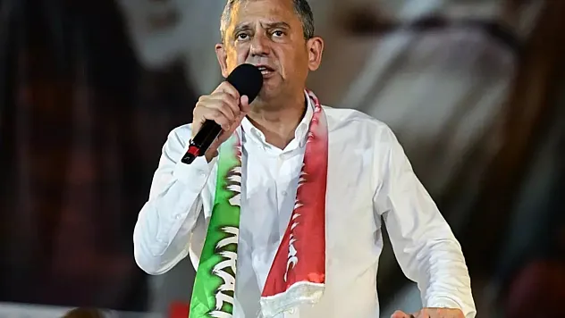 Özel ne açıklayacak işte konuşulan konular