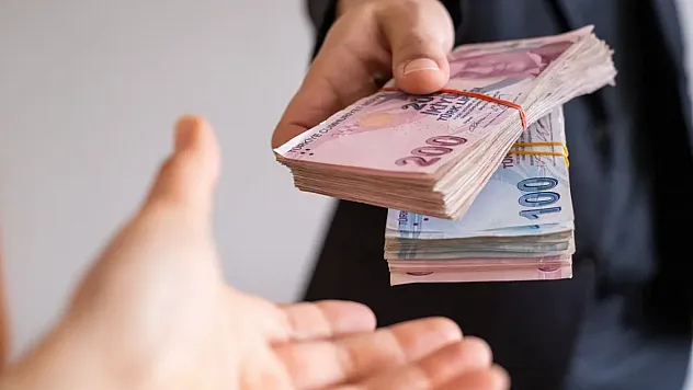 Özgür Erdursun rakam verdi: En düşük emekli maaşı 25 Bin TL mi oluyor?