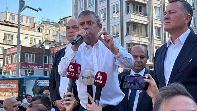 Özgür Özel, 'Cumhuriyet Halk Partisi'ne, adayına, kurumuna, liderine darbe yapıyorlar'